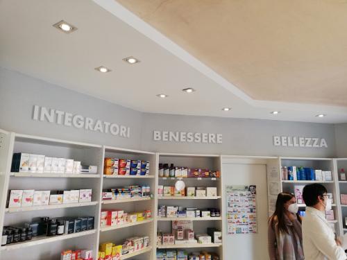 Allestimento Farmacia